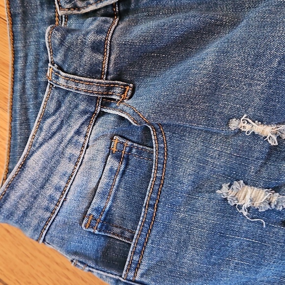 Blue Distressed Patchwork Jeans, Sz Med Stretch, Floral, Animal Print, NWOT! - Picture 9 of 14